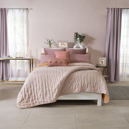 Arena Reversible Novo Comforter - Cozy Bedding